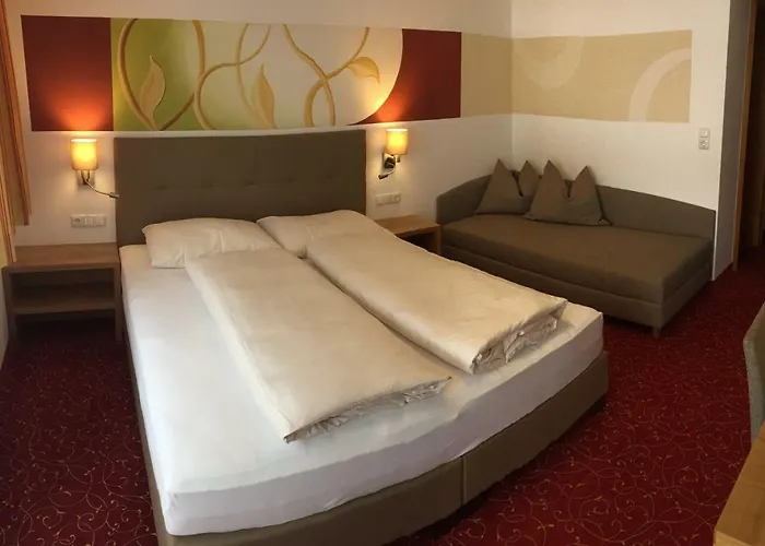 福鲁克斯佩阿尔旅馆 3* 卡普尔